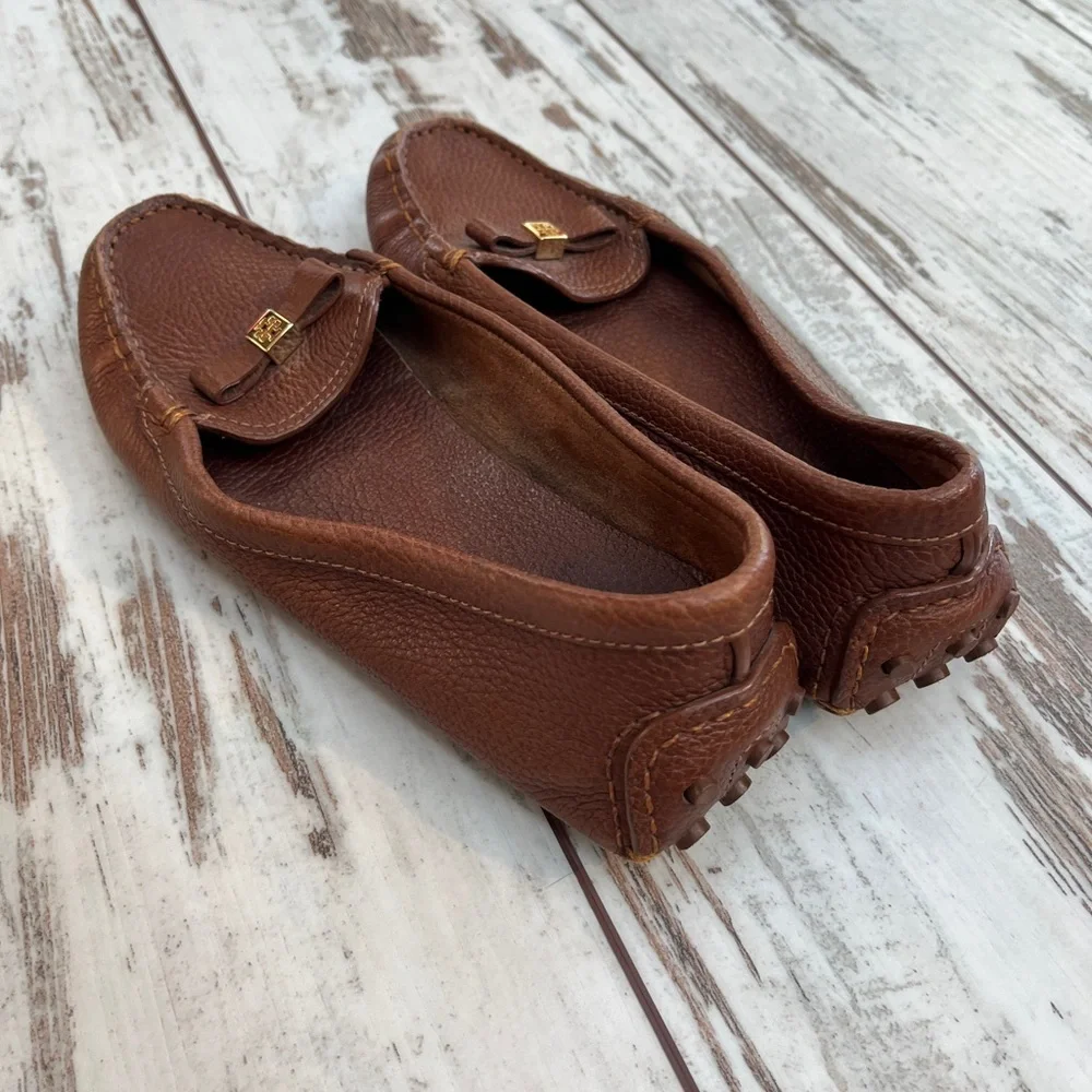 Tory Burch Ludlow Brown Pebbled Leather Driving Loafers - Size 8.5 - Picture 8 of 16